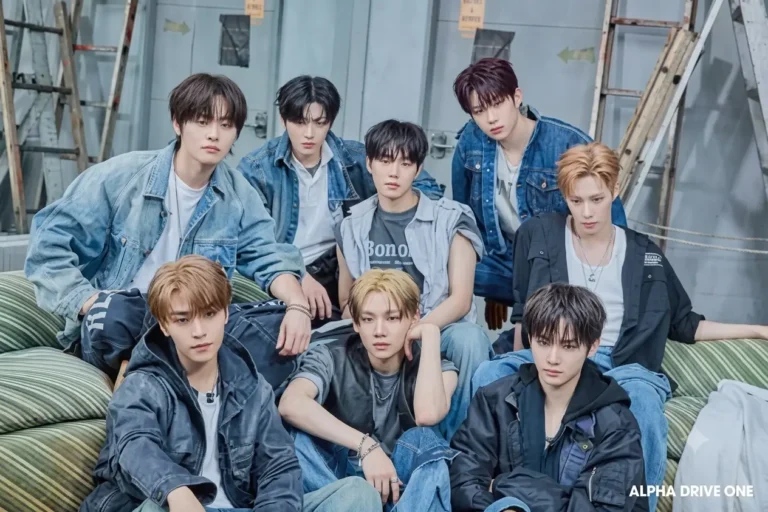 ALPHA DRIVE ONE group, ALPHA DRIVE ONE group photo 2026, ALPHA DRIVE ONE members profile picture, ALPHA DRIVE ONE Junseo portrait, ALPHA DRIVE ONE Arno stage photo, ALPHA DRIVE ONE Leo leader portrait, ALPHA DRIVE ONE Geonwoo performance, ALPHA DRIVE ONE Sangwon center photo, ALPHA DRIVE ONE Xinlong all-rounder, ALPHA DRIVE ONE Anxin mood maker, ALPHA DRIVE ONE Sanghyeon maknae,