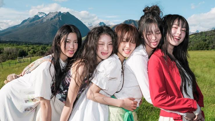 KiiiKiii , KiiiKiii group photo 2026, KiiiKiii members Leesol Sui Jiyu Haum Kya, Leesol KiiiKiii profile, Sui KiiiKiii main vocalist, Jiyu KiiiKiii leader, Haum KiiiKiii main dancer, Kya KiiiKiii maknae, KiiiKiii I DO ME music video, KiiiKiii Uncut Gem debut album, KiiiKiii Coach brand ambassadors 2026,