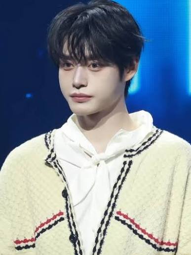 Kim Ji-woong - Wikipedia