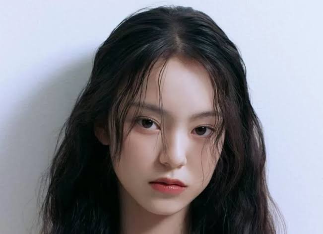 EITE , EITE member, Yuisa (R U NEXT?) Profile, Bio & Facts - Kpop Singers