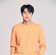 Cho Byeong Kyu 조병규 | [CF] Jo Byeong-Gyu for Albamon🧡 #JoByeongGyu #조병규 #Albamon #알바몬 | Instagram