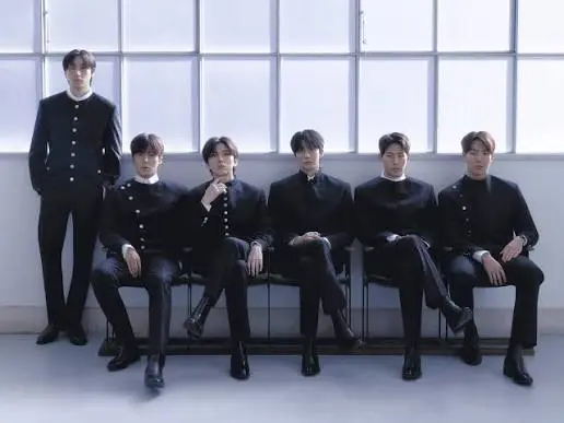 MONSTA X , "MONSTA X group photo six members 2026", "MONSTA X Shownu leader main dancer profile", "MONSTA X Minhyuk visual sub-vocalist", "MONSTA X Kihyun main vocalist Borderline album", "MONSTA X Hyungwon visual center LOVE ME", "MONSTA X Joohoney main rapper INSANITY album", "MONSTA X I.M maknae lead rapper military enlistment", "MONSTA X The Phase comeback 2026", "MONSTA X THE X NEXUS world tour 2026", "MONSTA X Shownu X Hyungwon unit LOVE ME",
