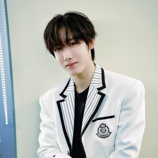 Kiwon (AmbiO) — K-pop Idol Profile | kpopping