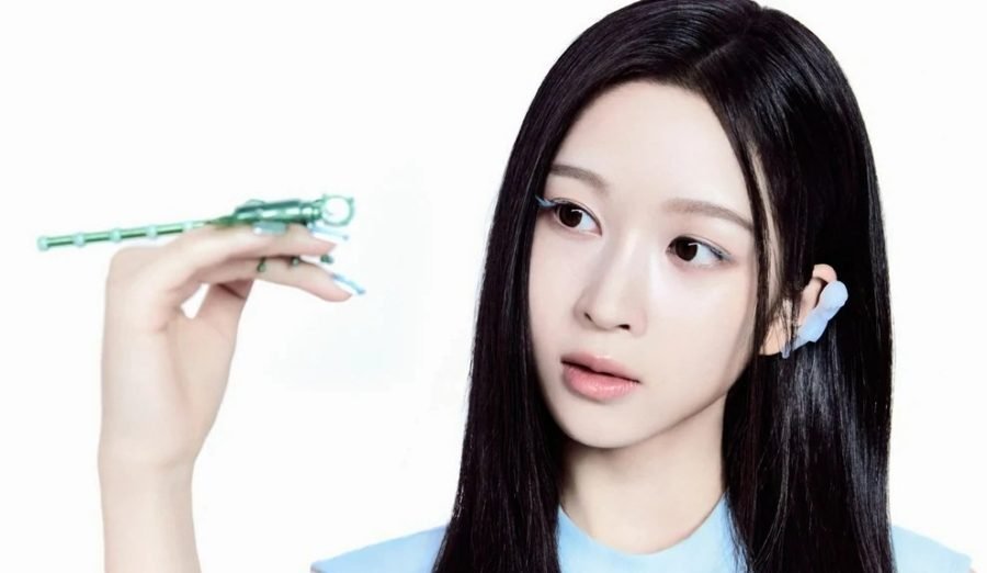 YOUNG, A2O LITE, Jeong Si-young, K-pop profile, A2O Entertainment, rookie girl group, 2026 debut, idol biography, Hanlim Arts School, NEON